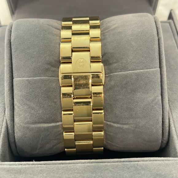 Michele Jetway Watch - Picture 5 of 7